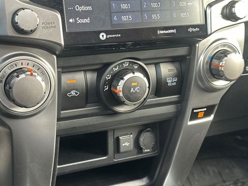 Used 2021 Toyota 4Runner SR5 Premium w/ Moonroof Package AWD/4WD image 21
