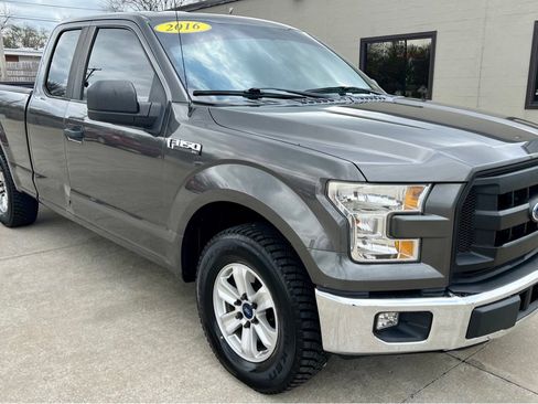 Used 2016 Ford F150 XL w/ Equipment Group 101A Mid image 1