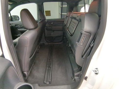 Certified 2024 Honda Ridgeline Black Edition image 30