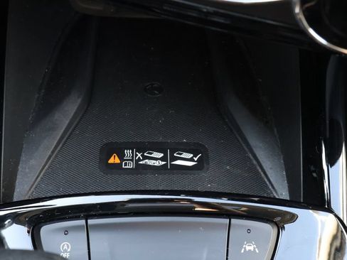 Used 2024 Chevrolet Trax ACTIV w/ Sunroof Package FWD image 27