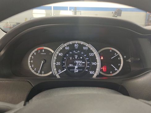 Used 2015 Honda Accord EX image 18