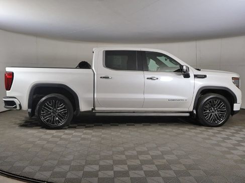 Used 2022 GMC Sierra 1500 Denali Ultimate AWD/4WD image 22