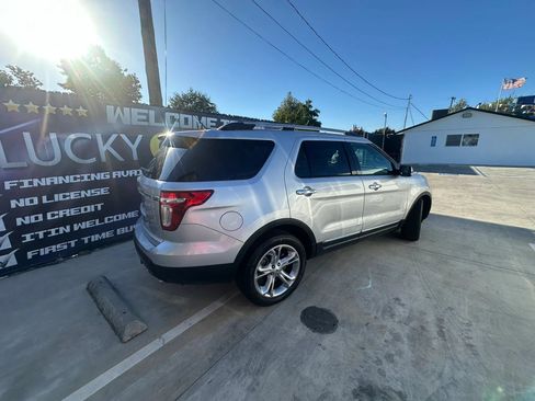 Used 2015 Ford Explorer Limited FWD image 5