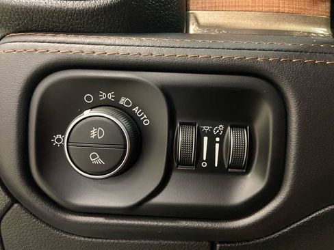 Certified 2021 RAM 1500 Limited image 25