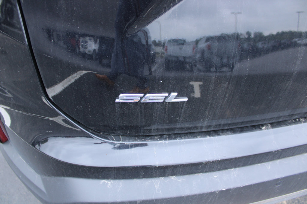 Used 2022 Ford Edge SEL AWD/4WD image 8