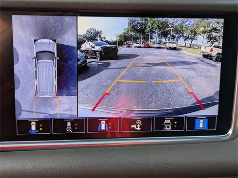 Used 2021 GMC Yukon Denali w/ Denali Ultimate Package image 23