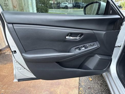 Used 2023 Nissan Sentra S image 22