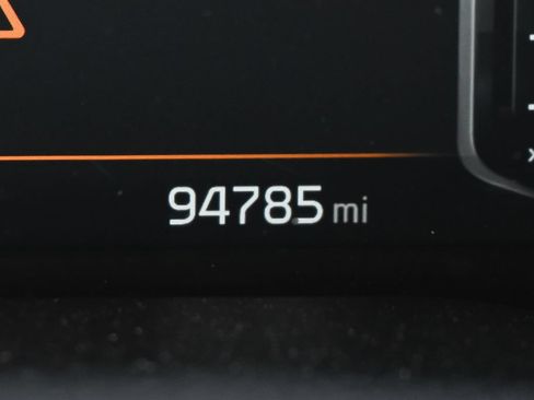 Used 2022 Kia Niro EX FWD image 27