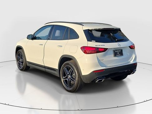 New 2026 Mercedes-Benz GLA 250 4MATIC image 7