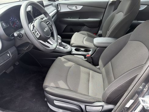 Used 2024 Kia Forte LXS FWD image 18