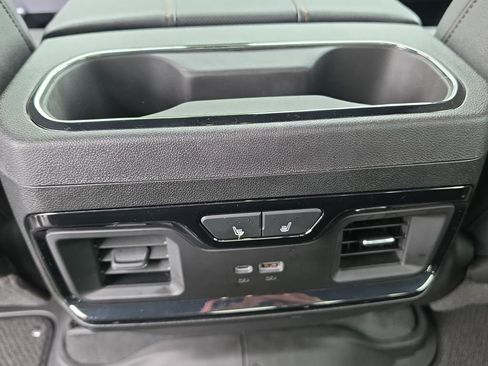 Certified 2024 GMC Sierra 2500 AT4 w/ AT4 Premium Plus Package AWD/4WD image 15