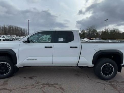 New 2026 Toyota Tacoma TRD Off-Road AWD/4WD image 5