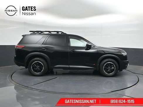 Used 2025 Nissan Pathfinder Rock Creek AWD/4WD image 3