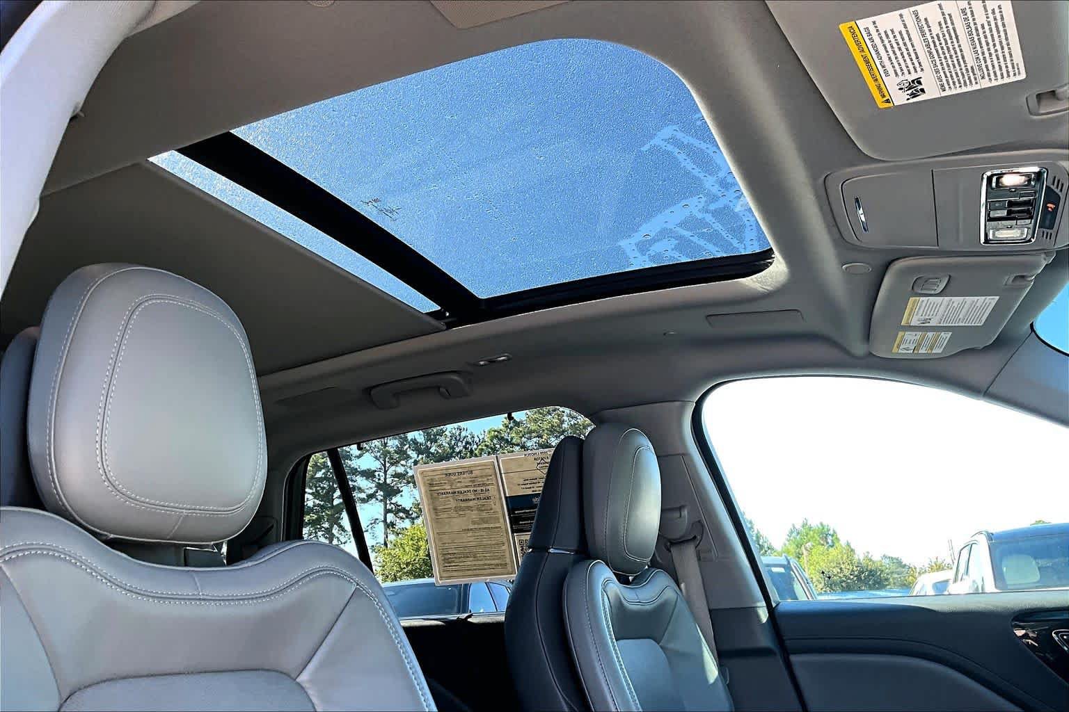 Used 2020 Lincoln Aviator Reserve w/ Equipment Group 201A AWD/4WD image 14