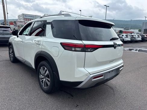 Certified 2023 Nissan Pathfinder SL w/ Lighting Package (N92) AWD/4WD image 7