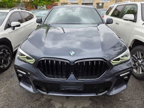 Used 2021 BMW X6 M50i w/ Premium Package AWD/4WD image 2