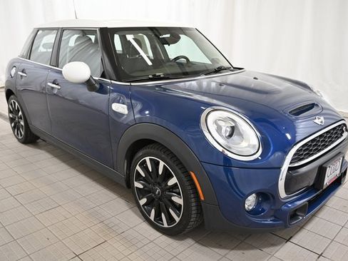 Used 2018 MINI Cooper S image 14