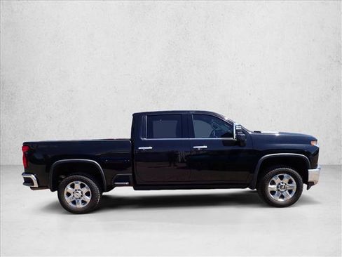Used 2022 Chevrolet Silverado 2500 LTZ w/ LTZ Plus Package AWD/4WD image 4