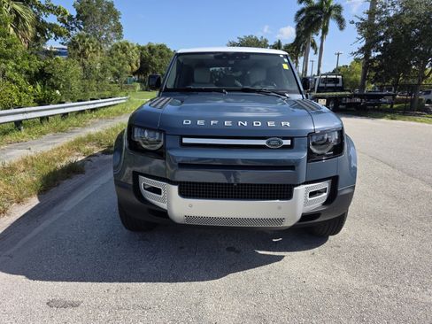 Certified 2024 Land Rover Defender 110 S AWD/4WD image 8
