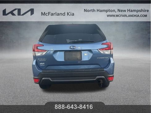 Used 2020 Subaru Forester Premium image 6