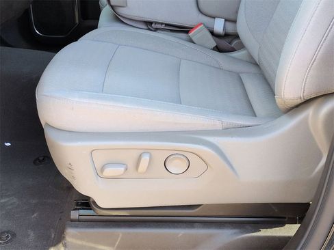 Used 2025 Chevrolet Silverado 1500 LT image 13