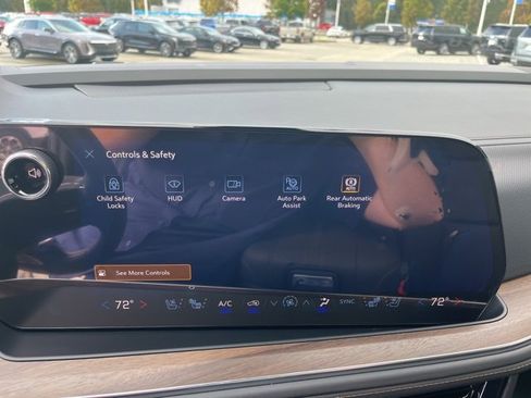 New 2026 Chevrolet Suburban High Country image 37