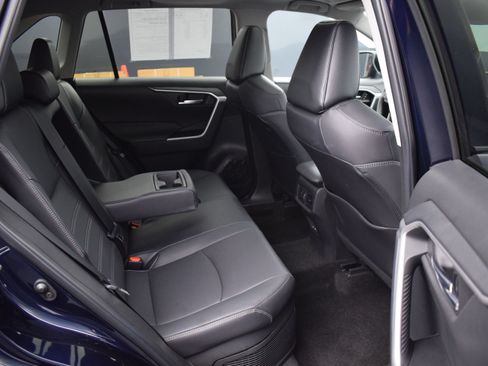 Used 2023 Toyota RAV4 XLE Premium AWD/4WD image 11