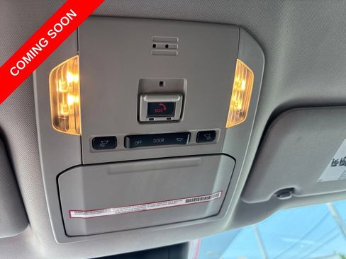 Used 2021 Toyota Highlander L FWD image 35