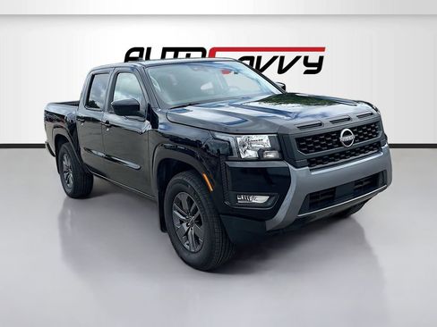 Used 2025 Nissan Frontier SV w/ SV Convenience Package RWD image 1