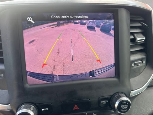 Used 2019 RAM 1500 Big Horn AWD/4WD image 32