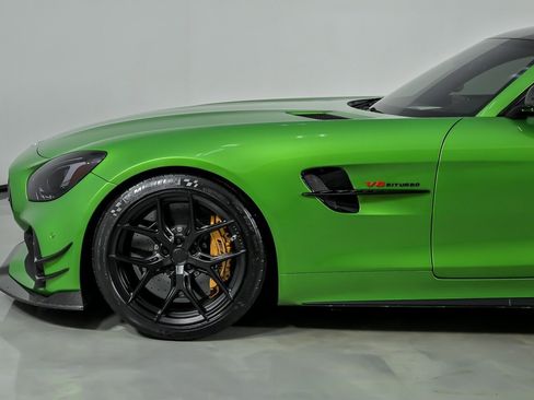 Used 2018 Mercedes-Benz AMG GT R image 7