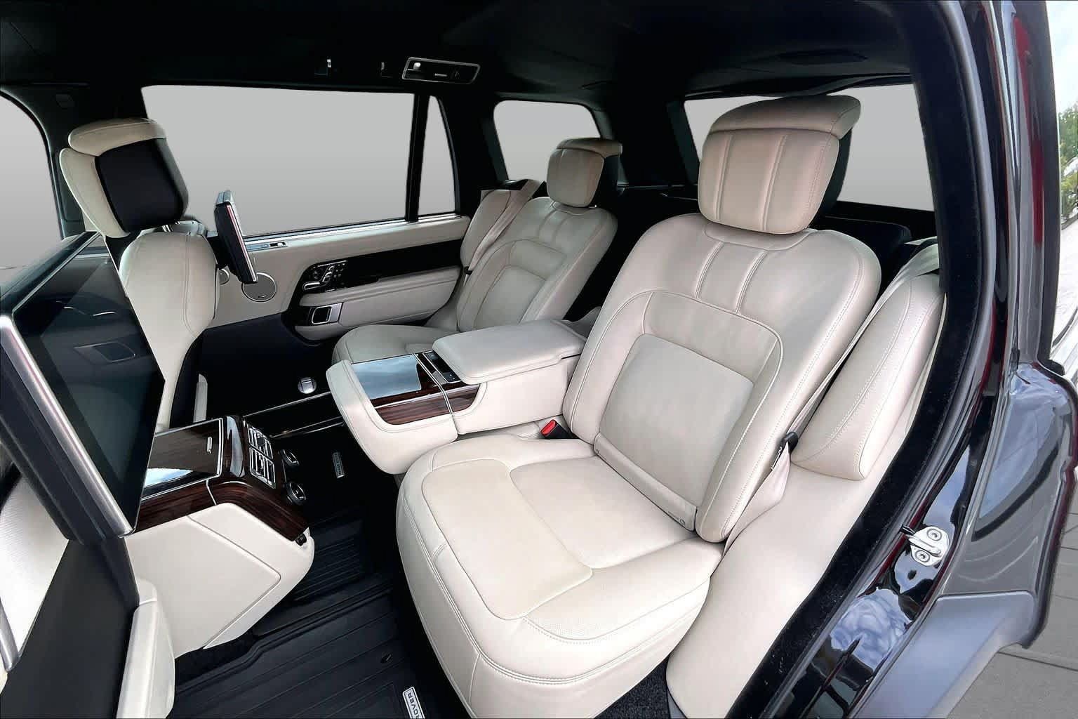 Used 2020 Land Rover Range Rover Long Wheelbase Autobiography AWD/4WD image 21