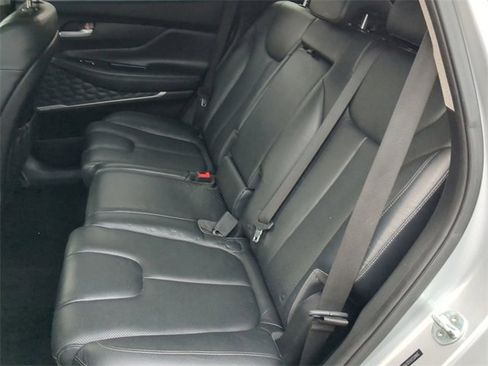 Used 2020 Hyundai Santa Fe Limited image 16