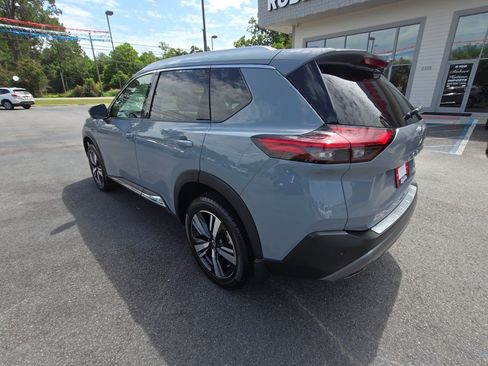 Used 2022 Nissan Rogue SL FWD image 9