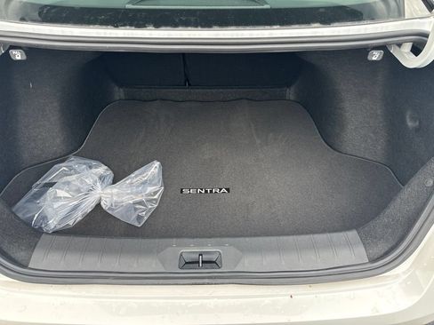 New 2026 Nissan Sentra SR w/ SR Premium Package FWD image 17