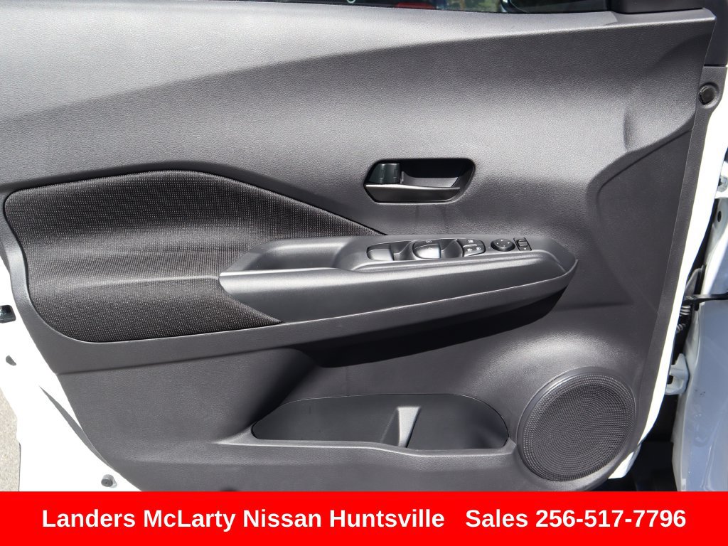 Used 2025 Nissan Kicks Play S FWD image 19