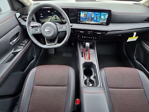 New 2026 Nissan Kicks SR w/ Cold Weather Package AWD/4WD image 6
