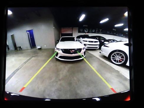 Used 2022 Dodge Charger SRT Hellcat RWD image 14