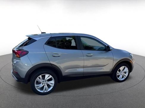Used 2025 Buick Encore GX Preferred AWD/4WD image 12