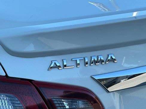 Used 2017 Nissan Altima 2.5 SR image 15