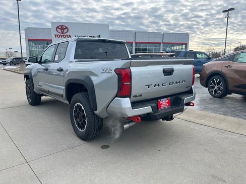 New 2026 Toyota Tacoma TRD Off-Road image 3