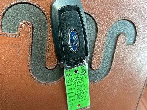 Used 2019 Ford F150 King Ranch RWD image 29