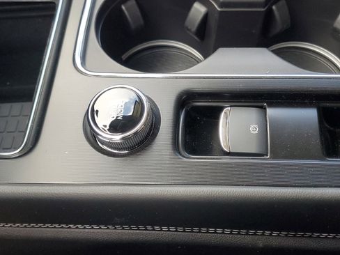 New 2026 Lincoln Corsair Premiere image 24