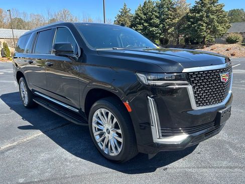Used 2024 Cadillac Escalade ESV Premium Luxury image 23