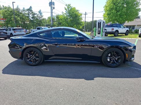 Certified 2025 Ford Mustang GT RWD image 4