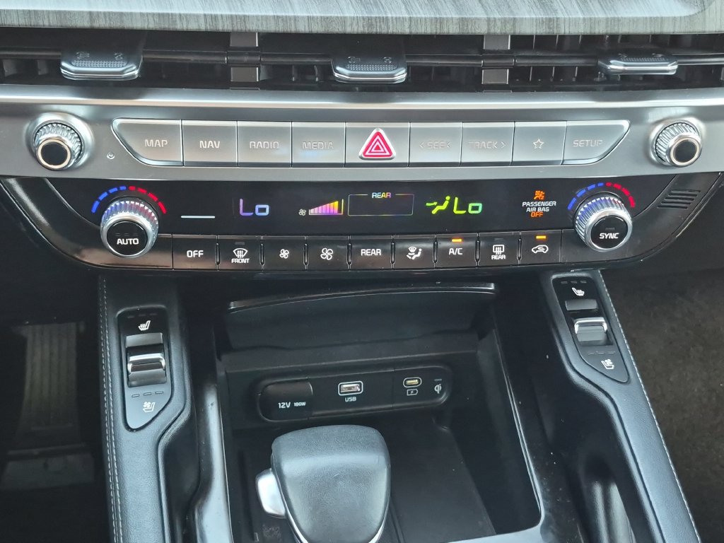 Used 2024 Kia Telluride EX FWD image 26