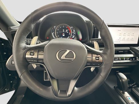 Used 2024 Lexus LC 500 Convertible w/ Touring Package RWD image 11