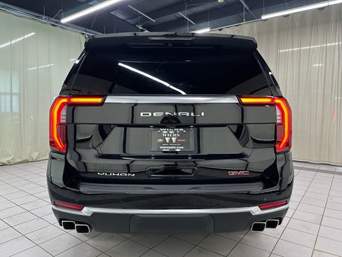 Used 2025 GMC Yukon Denali AWD/4WD image 5