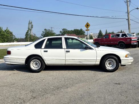 Used 1995 Chevrolet Caprice Classic image 4