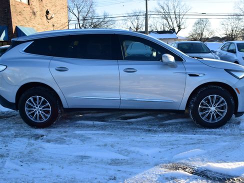Used 2022 Buick Enclave Premium image 4